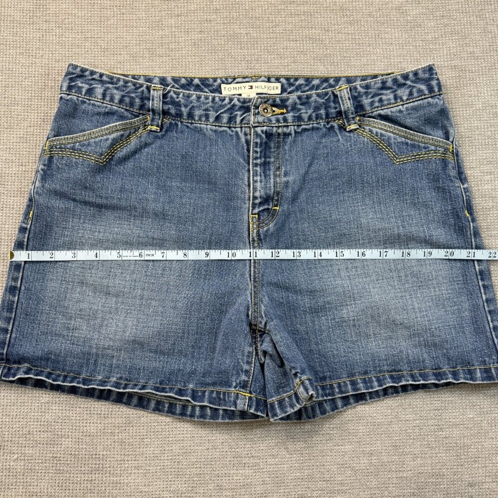 Tommy Hilfiger Womens Shorts Blue Denim Cotton Medium Wash Slash Pocket Size 12 - Picture 8 of 12